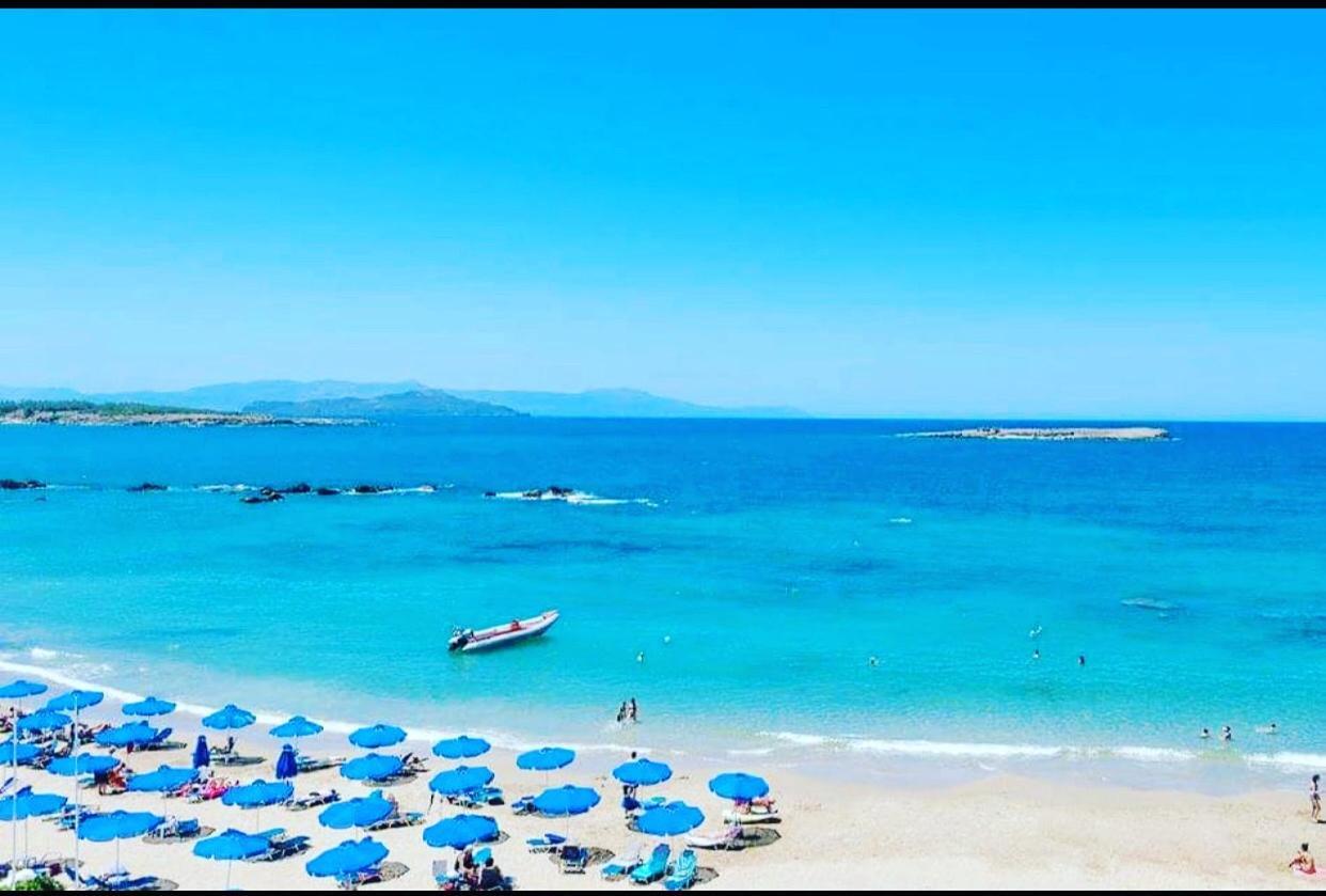 Beachfront Lux Apartments & Gym 4 Ханья Экстерьер фото